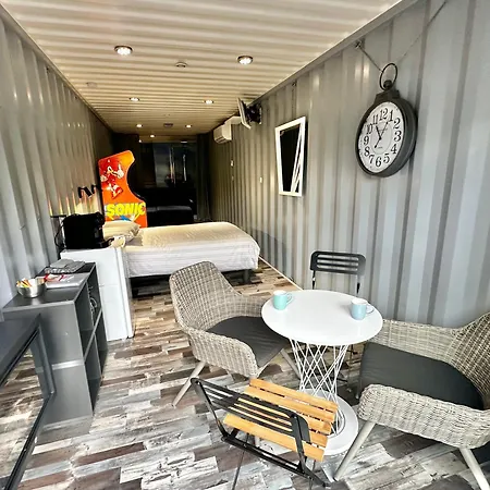 Sejour Insolite Dans Un Container Amenage A 公寓