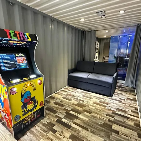 Sejour Insolite Dans Un Container Amenage A * Berck