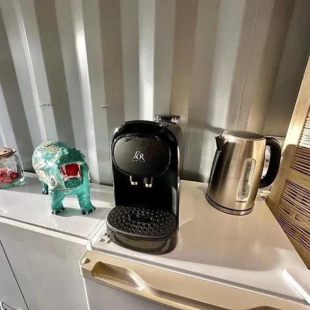 Sejour Insolite Dans Un Container Amenage A