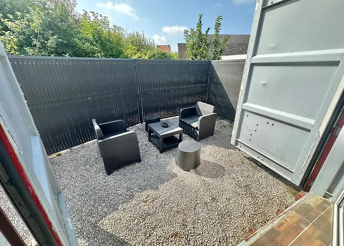 Апартаменты Sejour Insolite Dans Un Container Amenage A Avec Borne D'arcade Et Babyfoot *